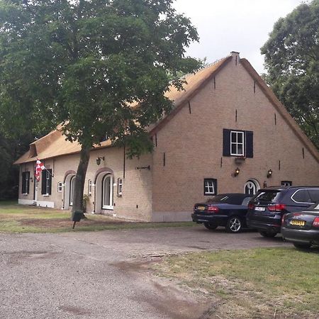 B&B Charming Farmhouse Prinsenbeek 外观 照片