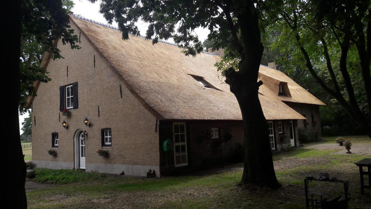 B&B Charming Farmhouse Prinsenbeek 外观 照片
