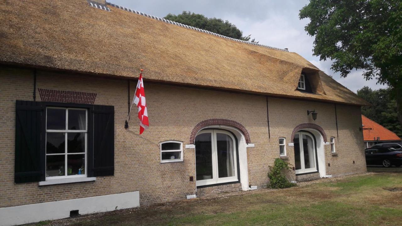 B&B Charming Farmhouse Prinsenbeek 外观 照片