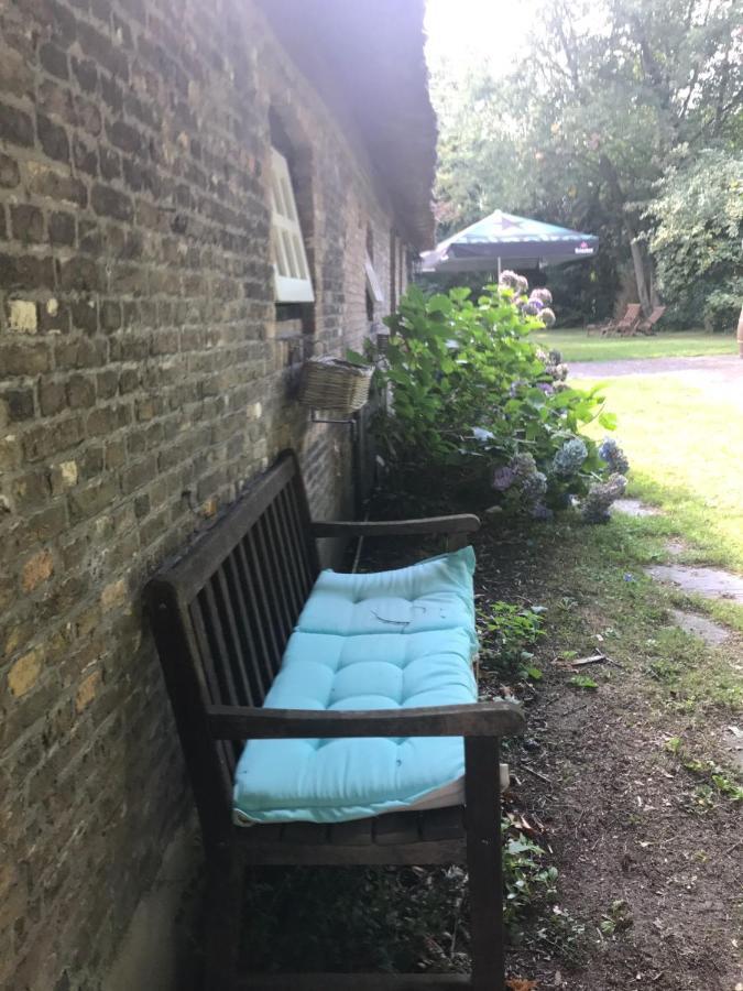 B&B Charming Farmhouse Prinsenbeek 外观 照片