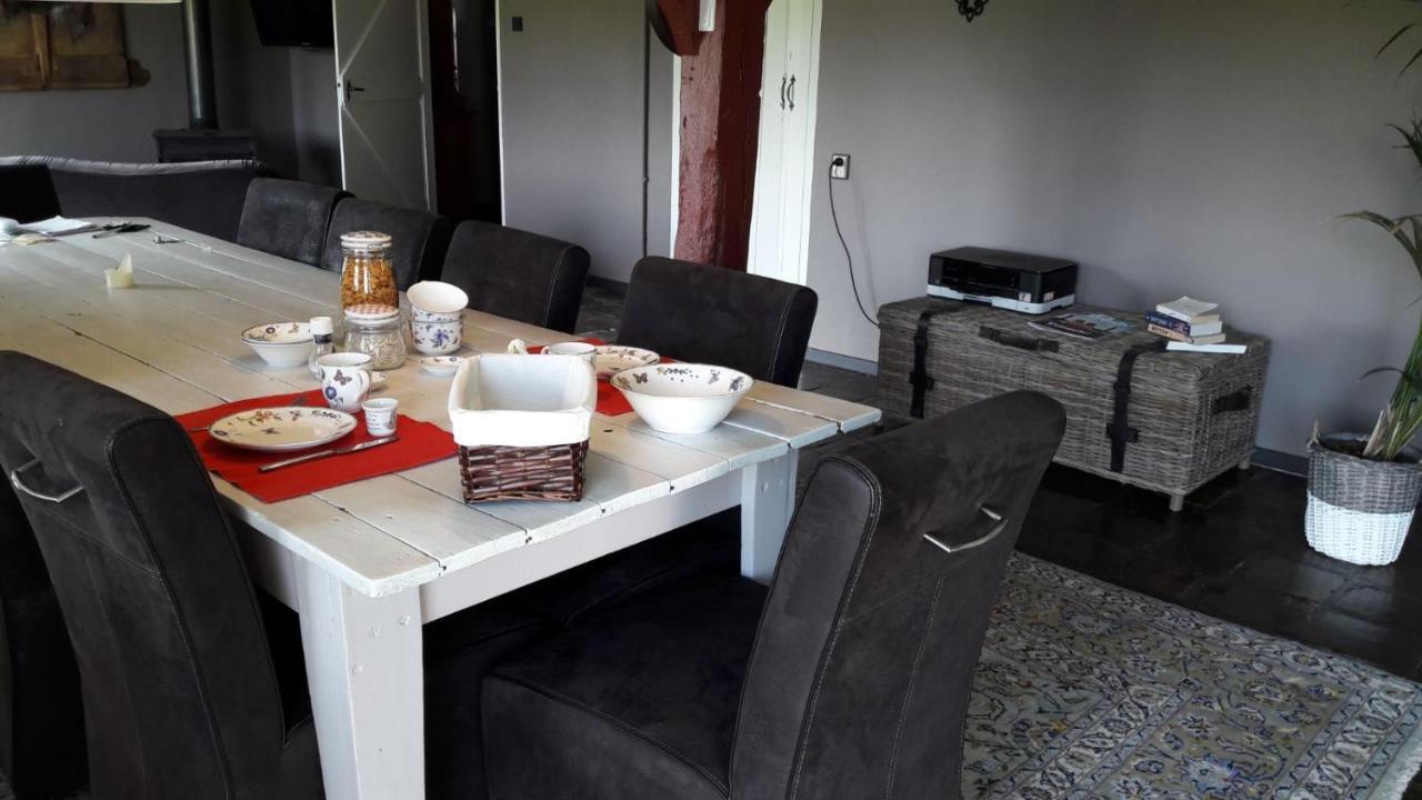 B&B Charming Farmhouse Prinsenbeek 外观 照片